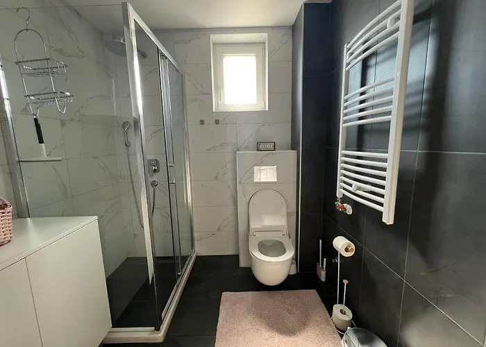 Zlatni Sat Διαμέρισμα *